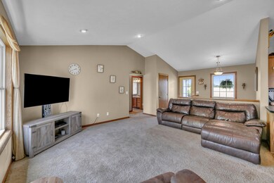5-web-or-mls-2850 144th Ave 2