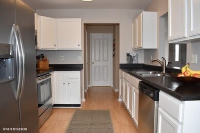 9902 Herald Square, Fishers, IN 46038 - photo 7