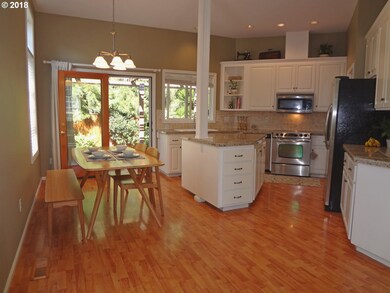 1622 Colby Ct, Eugene, OR 97401 - photo 7