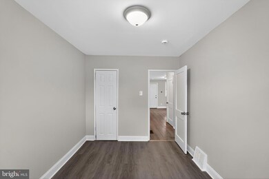 1001 Burnside Rd, Sharon Hill, PA 19079 - photo 7