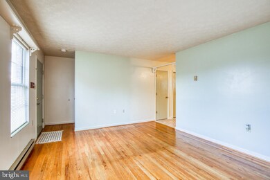 105 Nottoway Dr, Stephens City, VA 22655 - photo 2