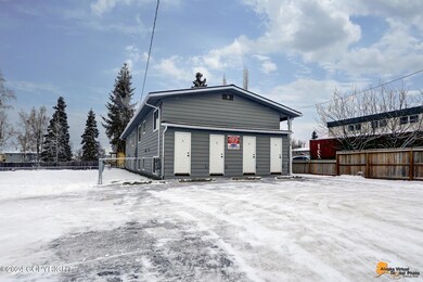 818 E 10th Ave, Anchorage, AK 99501 - photo 4