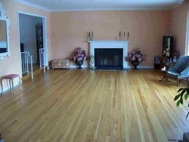 40 Garrison Rd, Queensbury, NY 12804 - photo 4