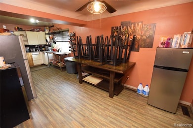 2917 Mallery St, Flint, MI 48504 - photo 5