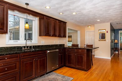 154 Old Post Rd, York, ME 03909 - photo 7