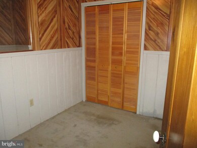 1090 Giles Mill Rd, Bunker Hill, WV 25413 - photo 7