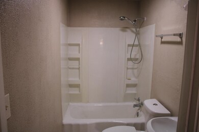 506 E Municipal Dr, Lubbock, TX 79403 - photo 4