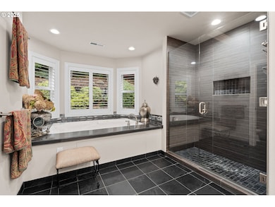 7717 NW Blue Pointe Ln, Portland, OR 97229 - photo 5