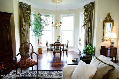 6- Bay Window