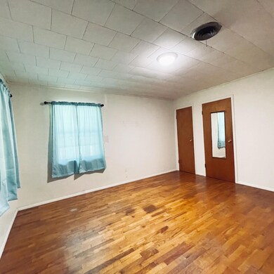 148 4th Ave, Crestview, FL 32539 - photo 4