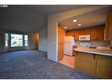 Kitchen/Living Room