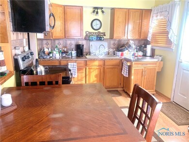 3552 Kershaw Ave, Toledo, OH 43613 - photo 5