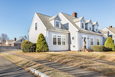 24 Crosman Ave, Swampscott, MA 01907 - photo 2