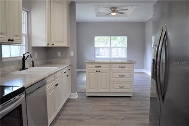 Kitchen island can be moved to your liking, creati