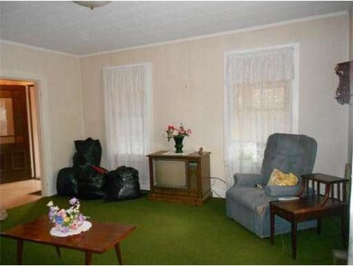 26 Williston Ave, Easthampton, MA 01027 - photo 5