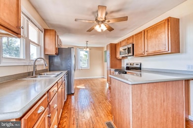 1160 N State St, Pottstown, PA 19464 - photo 6