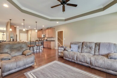 06_114 Daleyuhski Trace_Living04