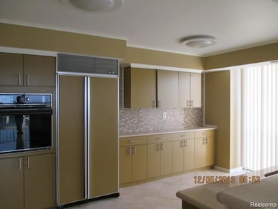 Providence Drive Towers unit 12E, Southfield, MI 48075 - photo 7