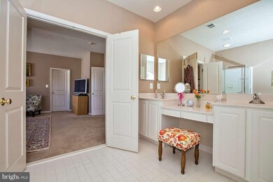 9204 Falling Water Dr, Bristow, VA 20136 - photo 6