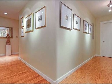 The Strada 234 unit 705, Boston, MA 02114 - photo 4