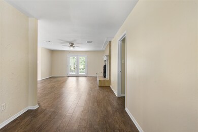 329 Dawn Hill Dr, Friendswood, TX 77546 - photo 6