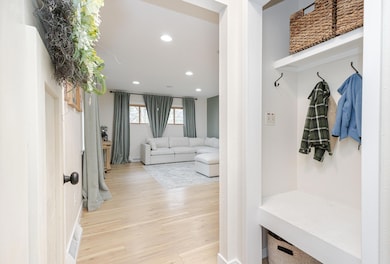 10341 W Vera Ave, Milwaukee, WI 53224 - photo 4