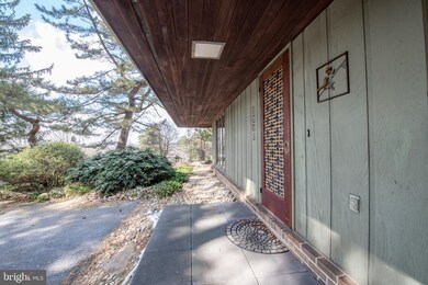 1205 Doves Cove Rd, Towson, MD 21286 - photo 4