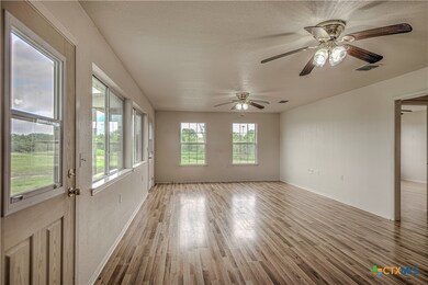 12086 Willow Grove Rd, Moody, TX 76557 - photo 5