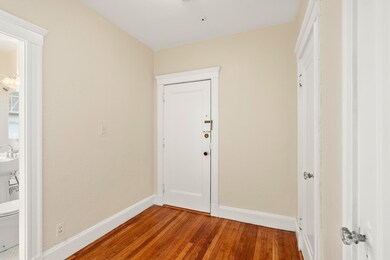 40 Linnaean St unit 11, Cambridge, MA 02138 - photo 6