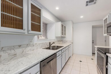 3837 W Laredo St, Chandler, AZ 85226 - photo 4