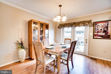 12549 Coral Grove Place, Germantown, MD 20874 - photo 7