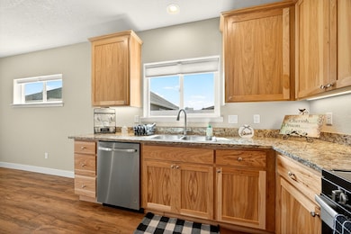 973 SW Blackberry Ln, Grants Pass, OR 97527 - photo 7