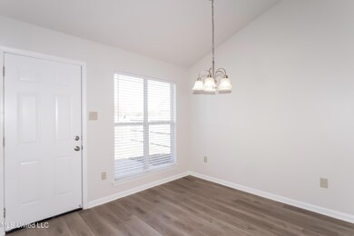 5677 Kaitlyn Dr W, Walls, MS 38680 - photo 4