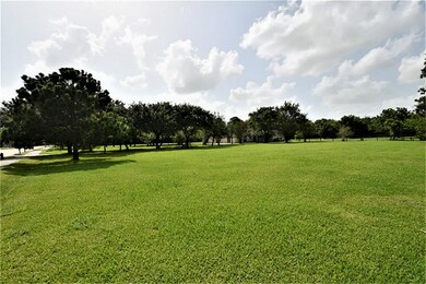 5425 Magnolia Rd, Pearland, TX 77584 - photo 3