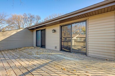 1366 Arden View Dr, New Brighton, MN 55112 - photo 2