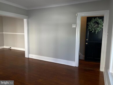 854 Summit Grove Ave, Bryn Mawr, PA 19010 - photo 3