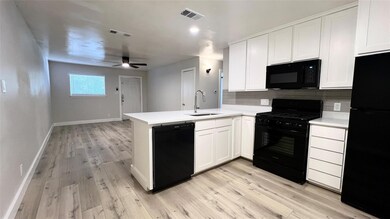 11103 Renel Dr unit A, Austin, TX 78758 - photo 2
