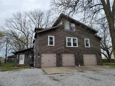 1202 N Kurzweil Rd, Raymore, MO 64083 - photo 4