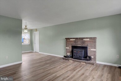 3385 Westview Cir, Greencastle, PA 17225 - photo 5