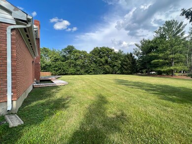 7435 Emi Dr, Liberty Township, OH 45044 - photo 2