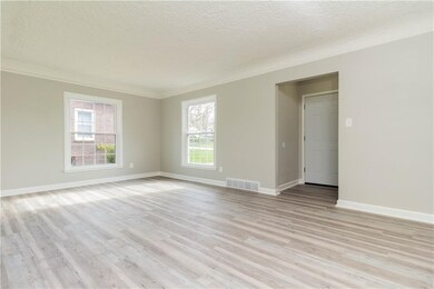 1320 57th Place, Des Moines, IA 50311 - photo 3