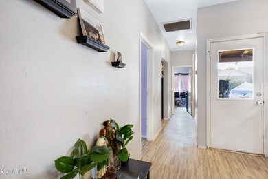 1409 E Apollo Rd-12