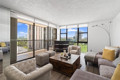 Coronado Towers unit 829, Aventura, FL 33180 - photo 2