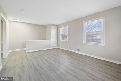 883 Bellevue St SE, Washington, DC 20032 - photo 6