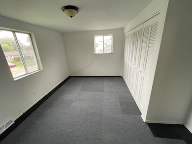 6907 Parkbelt Dr, Flint, MI 48505 - photo 7