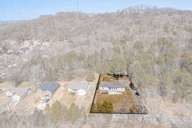 400 Due Ln, Columbia, TN 38401 - photo 3