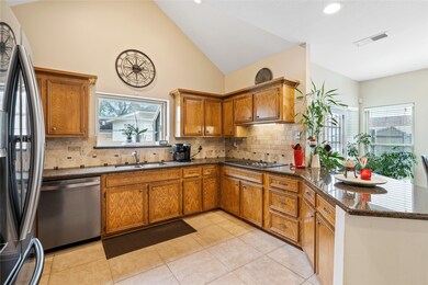 Imagine gourmet meals in this incredible kitchen!