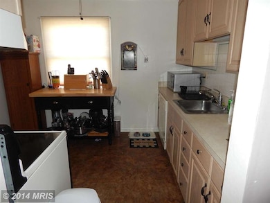 3348 Crumpton S, Laurel, MD 20724 - photo 5