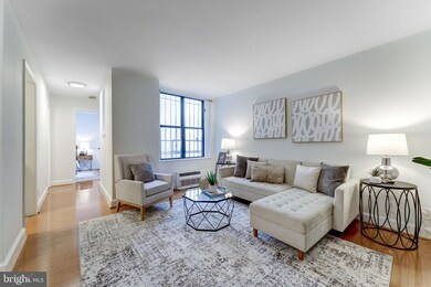 Hampshire House unit 703, Washington, DC 20036 - photo 3