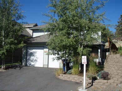 1731 NE Lotus Dr, Bend, OR 97701 - photo 2